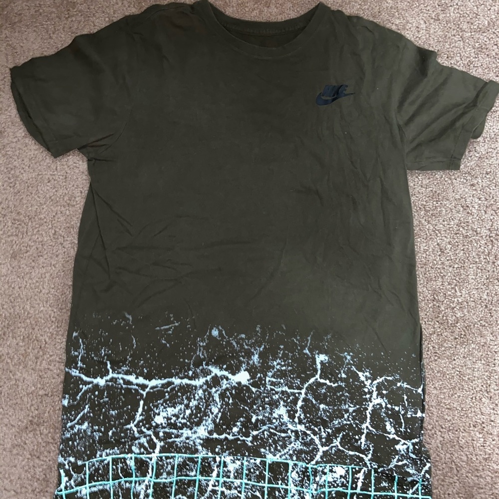 Nike shirt w design